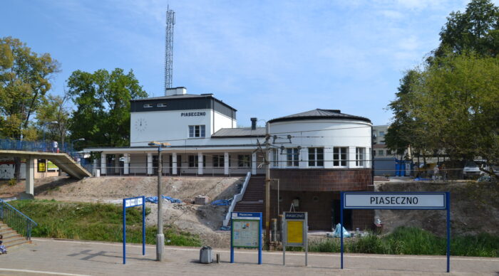 Dojazd do Warszawy komunikacją publiczną